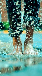 Preview wallpaper legs, puddle, water, splash