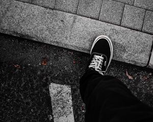 Preview wallpaper legs, sneakers, man, asphalt