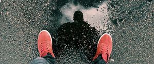 Preview wallpaper legs, sneakers, reflection, asphalt