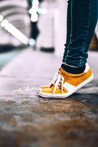 Preview wallpaper legs, sneakers, shoes, style, brown, white