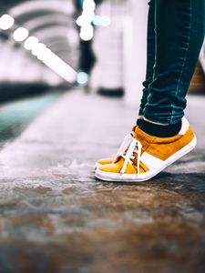 Preview wallpaper legs, sneakers, shoes, style, brown, white