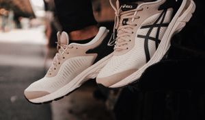 Preview wallpaper legs, sneakers, shoes, white, style