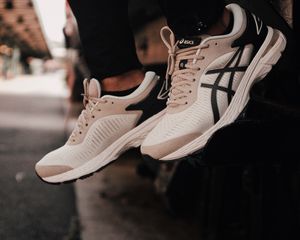 Preview wallpaper legs, sneakers, shoes, white, style