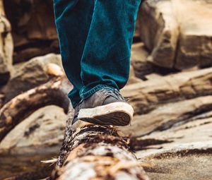 Preview wallpaper legs, sneakers, step, log