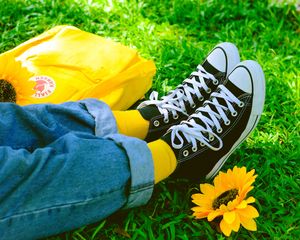 Preview wallpaper legs, sneakers, summer, grass, yellow, flower
