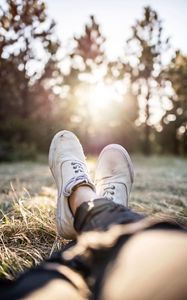 Preview wallpaper legs, sneakers, sun, sunlight, glare, white