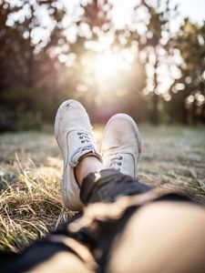 Preview wallpaper legs, sneakers, sun, sunlight, glare, white