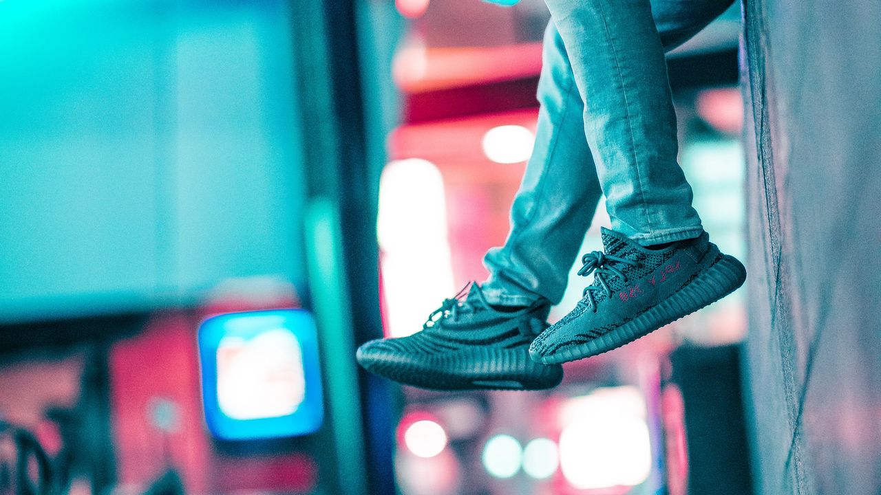Wallpaper legs, wall, sneakers, neon, lights, blur