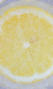 Preview wallpaper lemon, slice, water, bubbles, macro