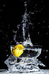 Preview wallpaper lemon, spray, water, moment