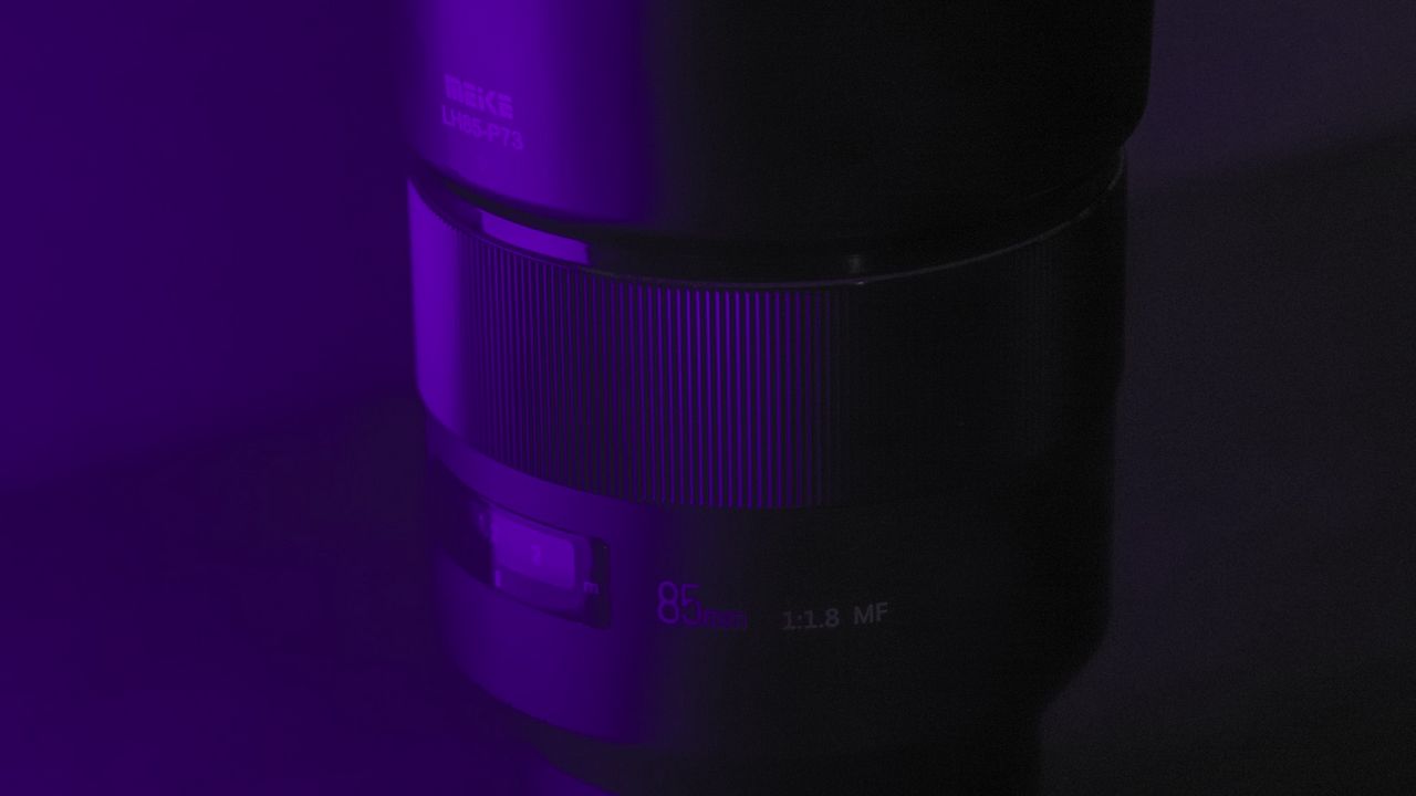 Wallpaper lens, dark, purple, camera