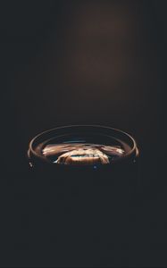 Preview wallpaper lens, glass, reflection, dark