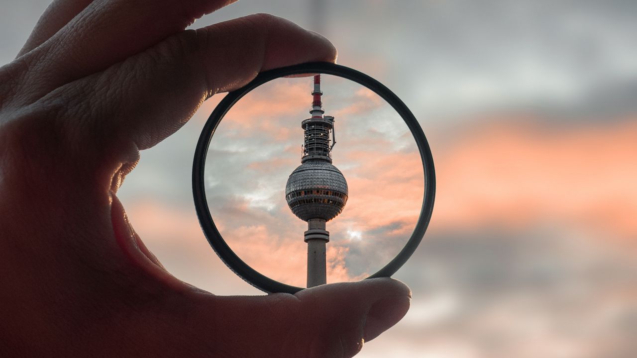 Wallpaper lens, hand, tower, building, blur, focus