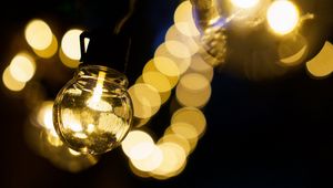 Preview wallpaper light bulb, bokeh, light, glow, dark