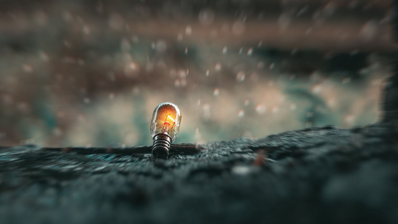 Wallpaper light bulb, glow, snow, focus