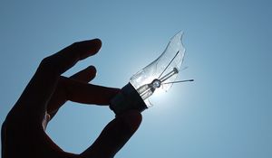 Preview wallpaper light bulb, hand, broken, sky