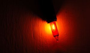Preview wallpaper light bulb, light, dark, red