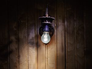 Preview wallpaper light bulb, light, wood, wall