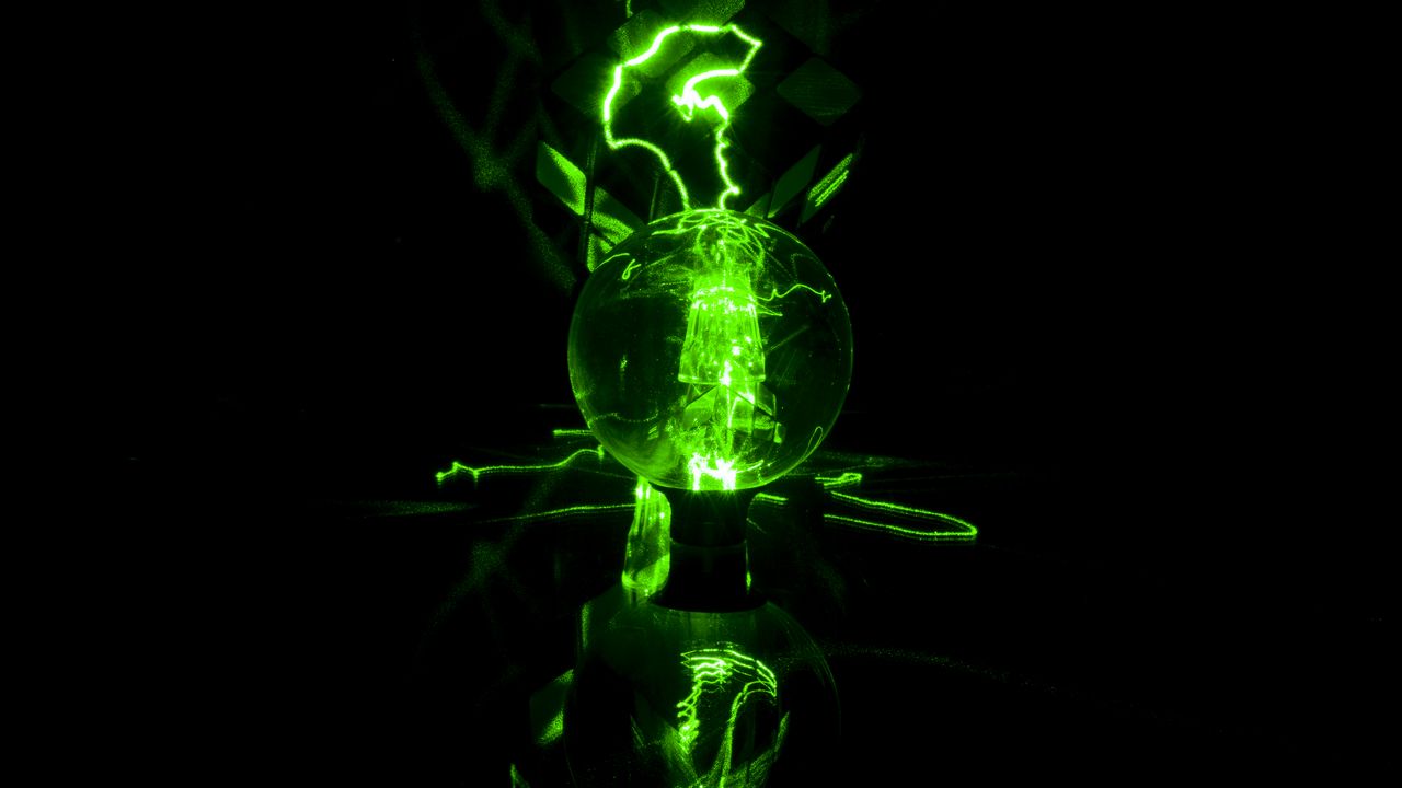 Wallpaper light bulb, lightning, darkness, green