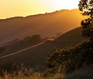 Preview wallpaper light, mountains, emergence, morning, rising