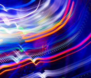 Preview wallpaper light, stripes, freezelight, blur, abstraction, colorful