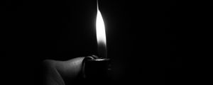 Preview wallpaper lighter, fire, flame, hand, darkness