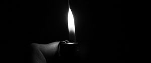 Preview wallpaper lighter, fire, flame, hand, darkness