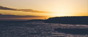 Preview wallpaper lighthouse, bay, sunset, shore, horizon