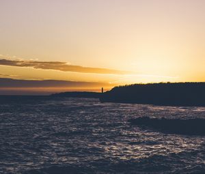 Preview wallpaper lighthouse, bay, sunset, shore, horizon