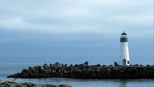 Preview wallpaper lighthouse, beach, sky, country, grass, river