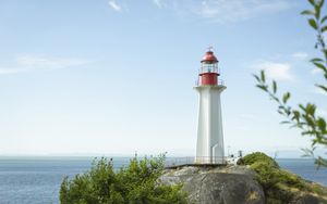 Preview wallpaper lighthouse, building, coast, sea, horizon