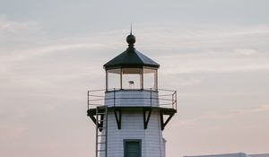 Preview wallpaper lighthouse, building, grass, coast, sea, trees