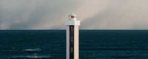 Preview wallpaper lighthouse, building, horizon, snow