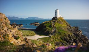 Preview wallpaper lighthouse, building, path, coast, sea