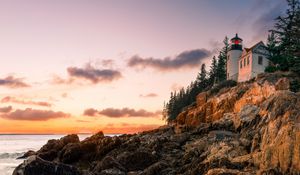 Preview wallpaper lighthouse, building, rock, shore