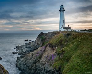 Preview wallpaper lighthouse, building, rocks, sea