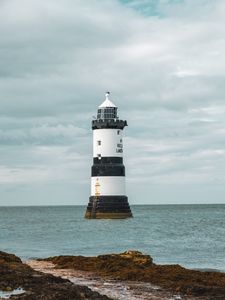 Preview wallpaper lighthouse, building, sea, coast