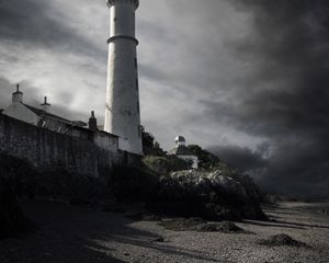 Preview wallpaper lighthouse, coast, pebbles