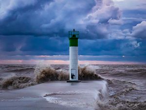 Preview wallpaper lighthouse, coast, rocks, surf