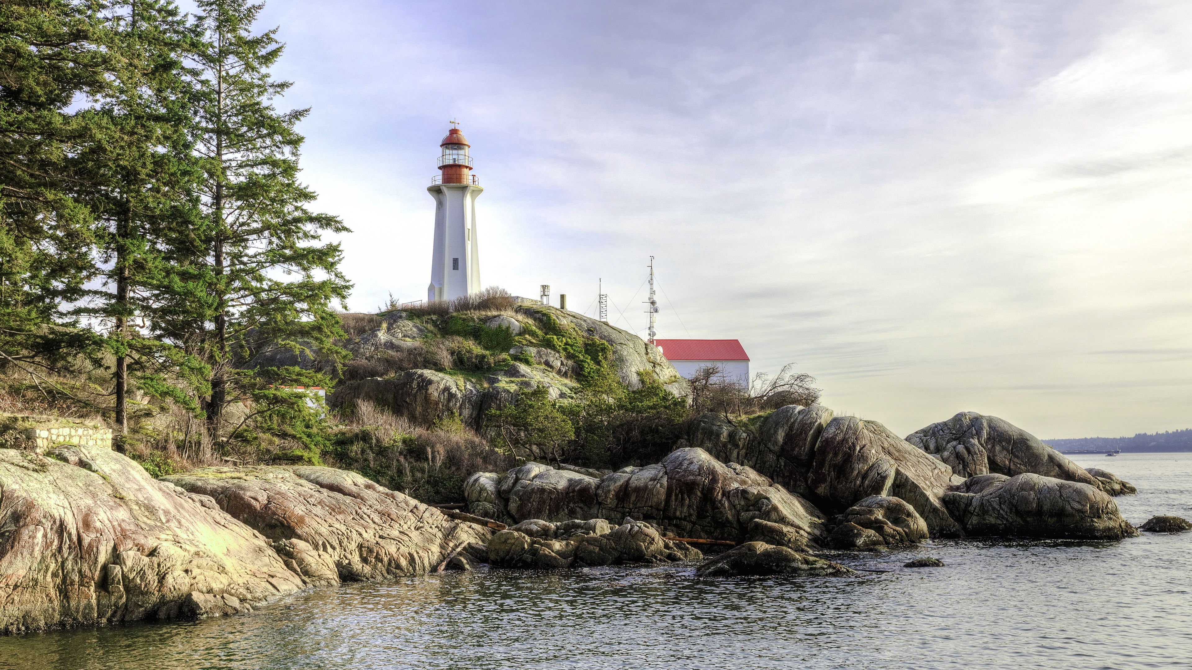 Light house. Переход на Маяк берег. Фотографии маяки 2022. Обои 4k Ultra HD. Shore.