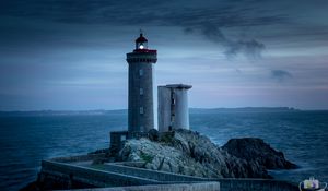 Preview wallpaper lighthouse, light, building, evening