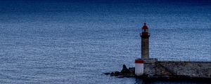Preview wallpaper lighthouse, ocean, water, waves, twilight