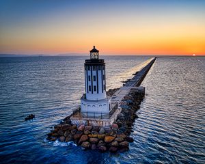 Preview wallpaper lighthouse, sea, building