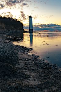 Preview wallpaper lighthouse, sea, coast, twilight