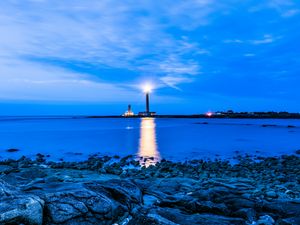 Preview wallpaper lighthouse, sea, evening, france, gatteville lighthouse, gatteville-le-phare