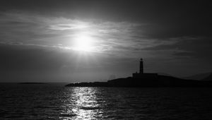 Preview wallpaper lighthouse, sea, glare, rays, dark