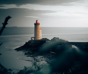 Preview wallpaper lighthouse, sea, horizon, france
