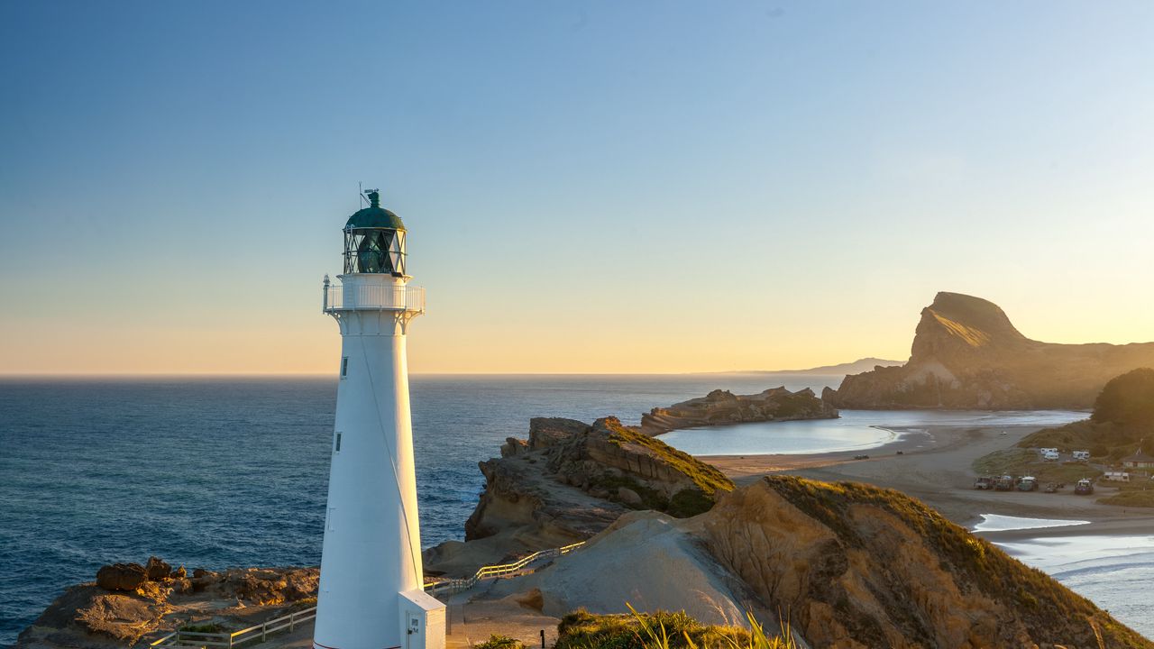 Wallpaper lighthouse, sea, horizon