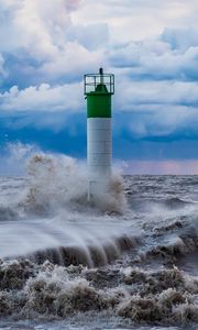 Preview wallpaper lighthouse, sea, storm, wave, spray