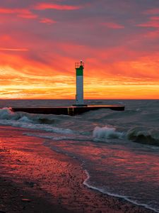 Preview wallpaper lighthouse, sea, sunset, waves, beach
